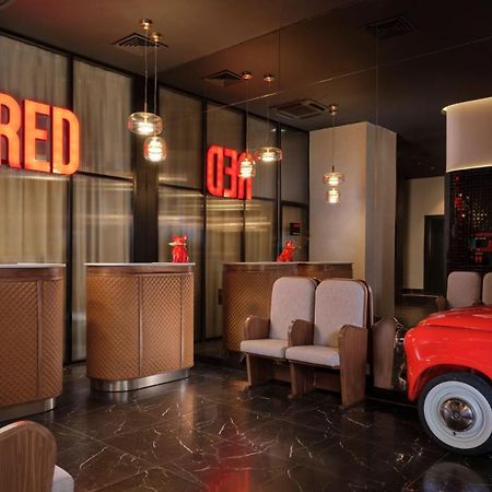Radisson Red Belgrade Hotel Екстериор снимка