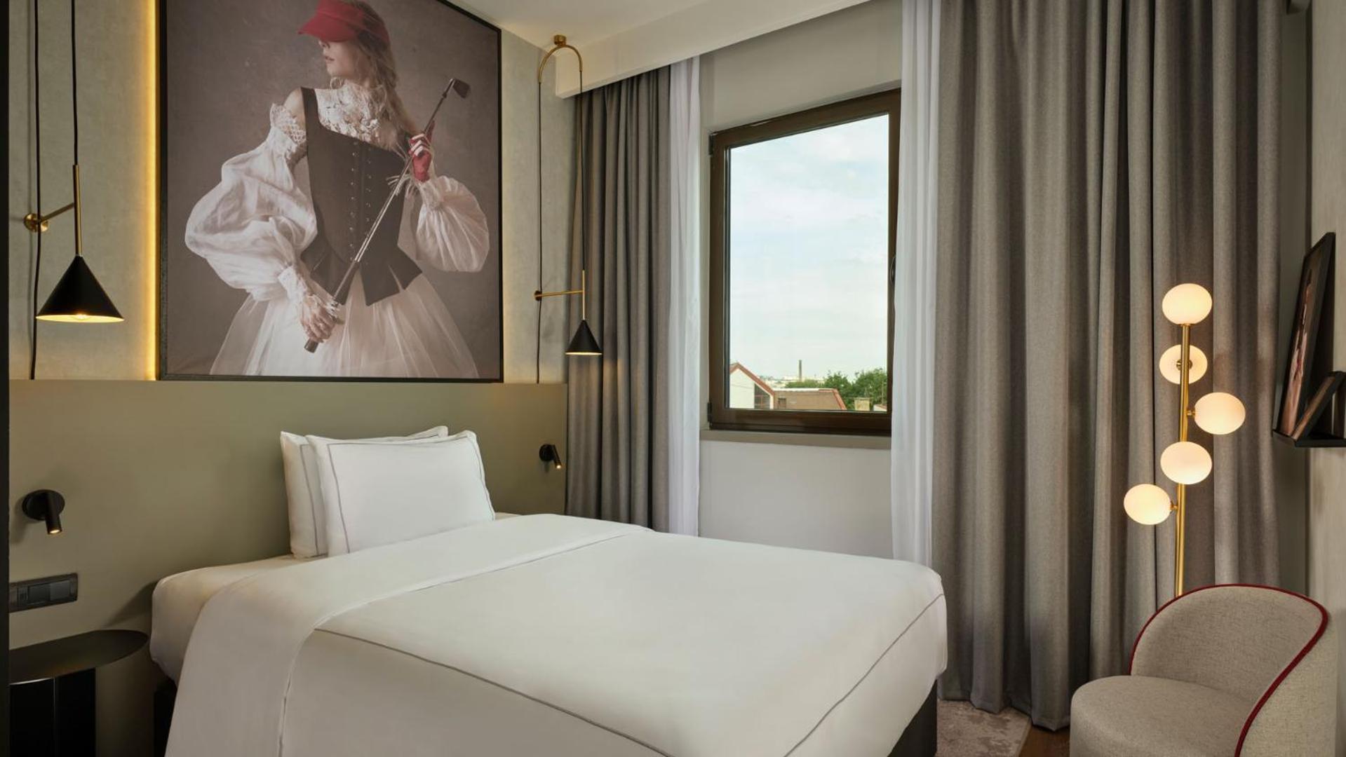 Radisson Red Belgrade Hotel Стая снимка